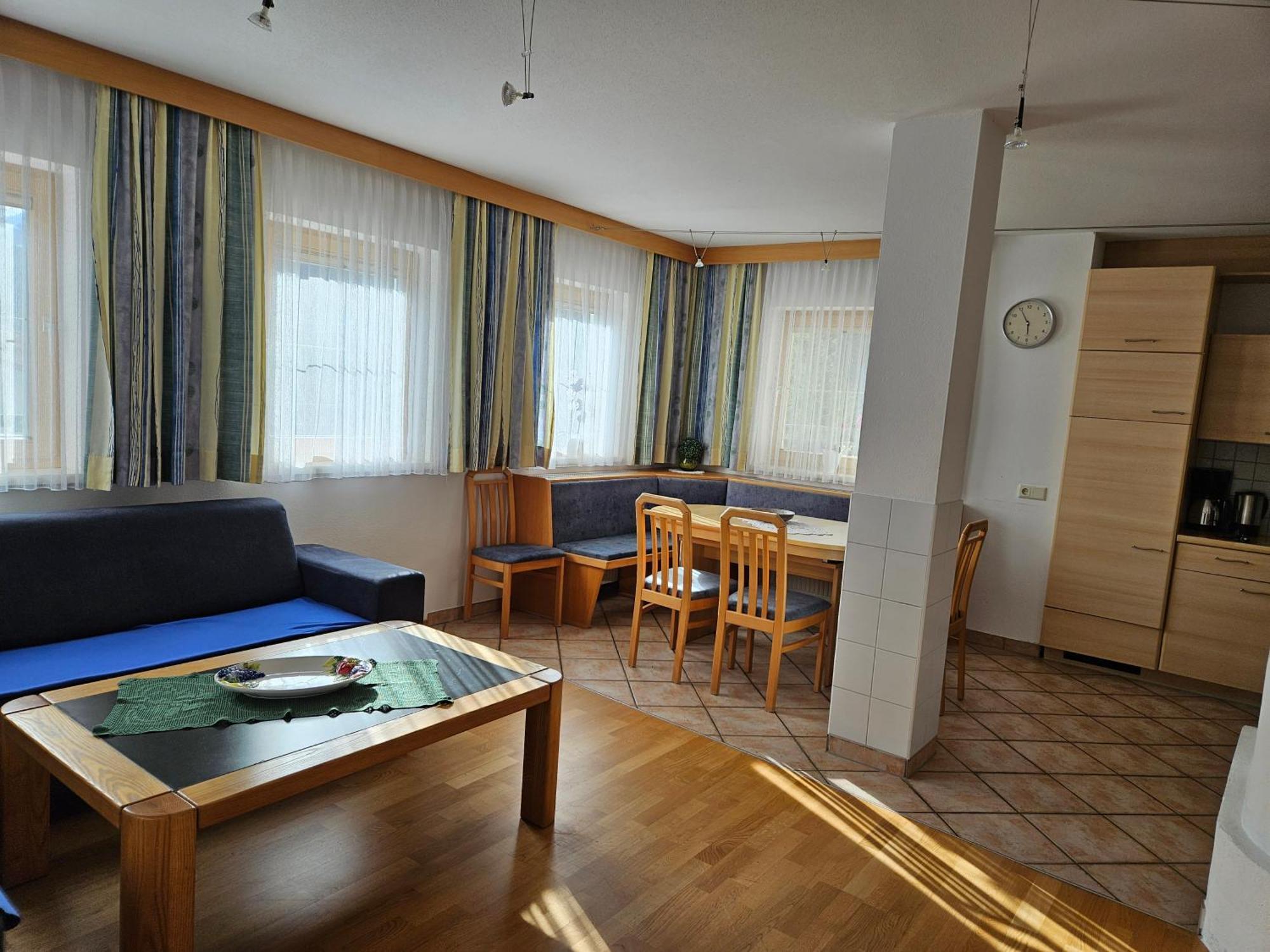 Apart Michl Nauders Buitenkant foto